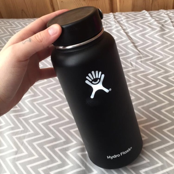 small black hydro flask